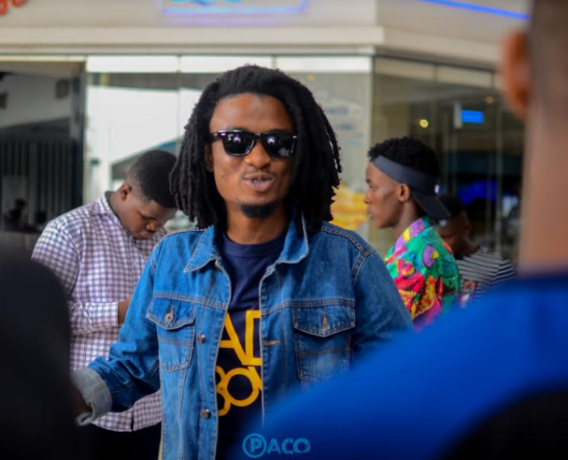 TV PERSONALITY, EHIZ TAKES FANS ON MOVIE DATE