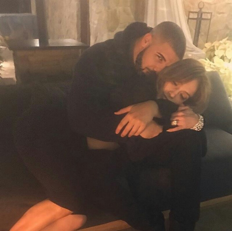 Drake and Jennifer Lopez cuddled up