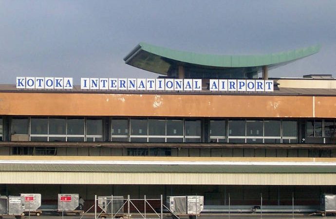 kotoka_international_airport_accra-690x450