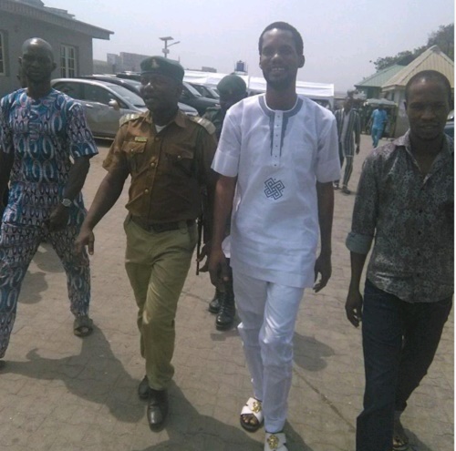 Seun egbegbe granted bail of 5 million naira upon duping bereau de change operatives/ mallam