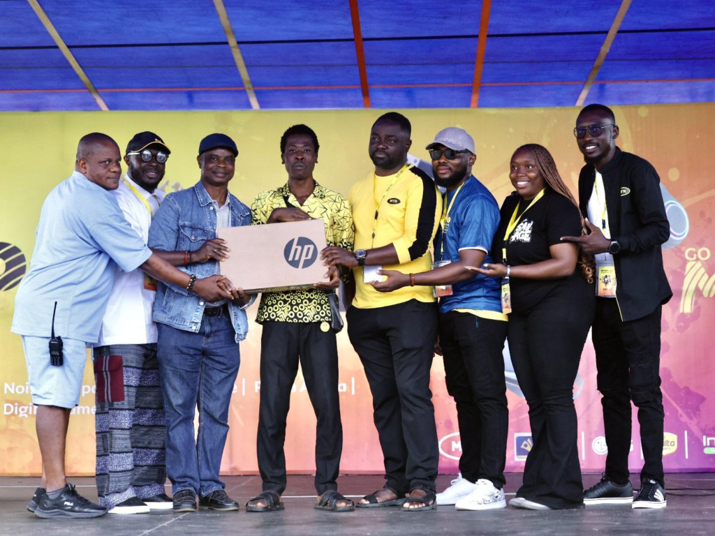 UNIBEN Students Thrilled as Engineering Student Carts Off Car Prize During MTN Campus Invasion Olori Supergal