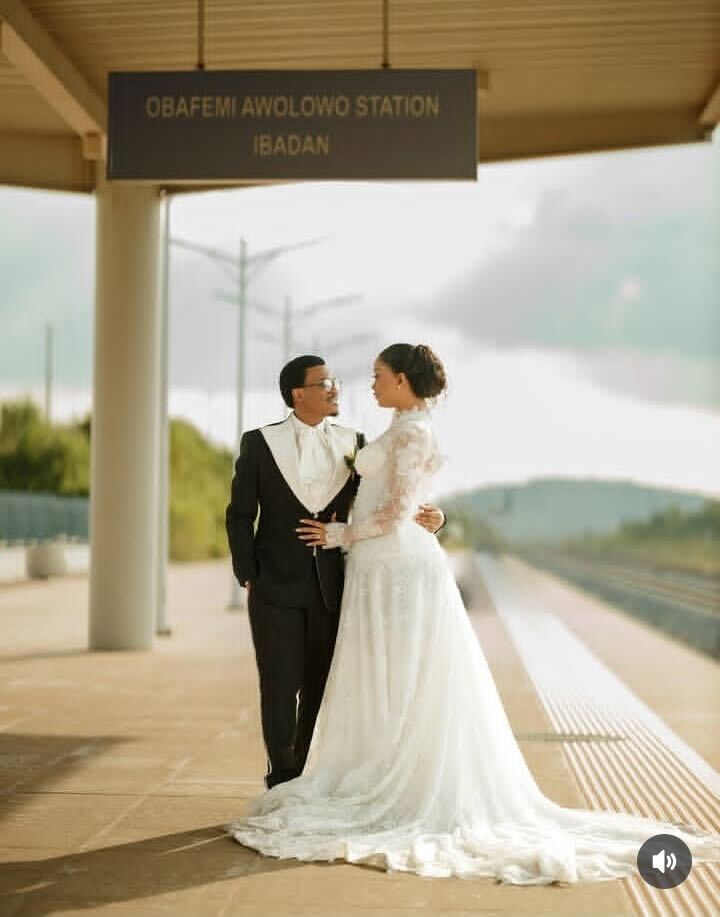 Shawn Faqua and Sharon Ifunanya Make History with Nig First-Ever Moving Train Wedding-OLORISUPERGAL MEDIA