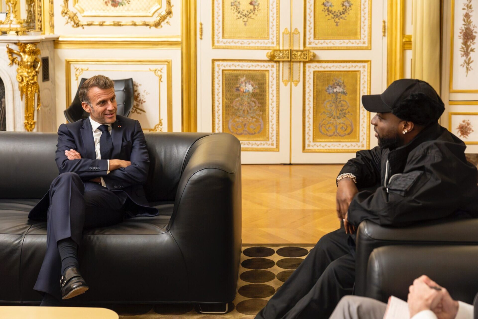 Davido Meets Emmanuel Macron in Paris-OLORISUPERGAL MEDIA