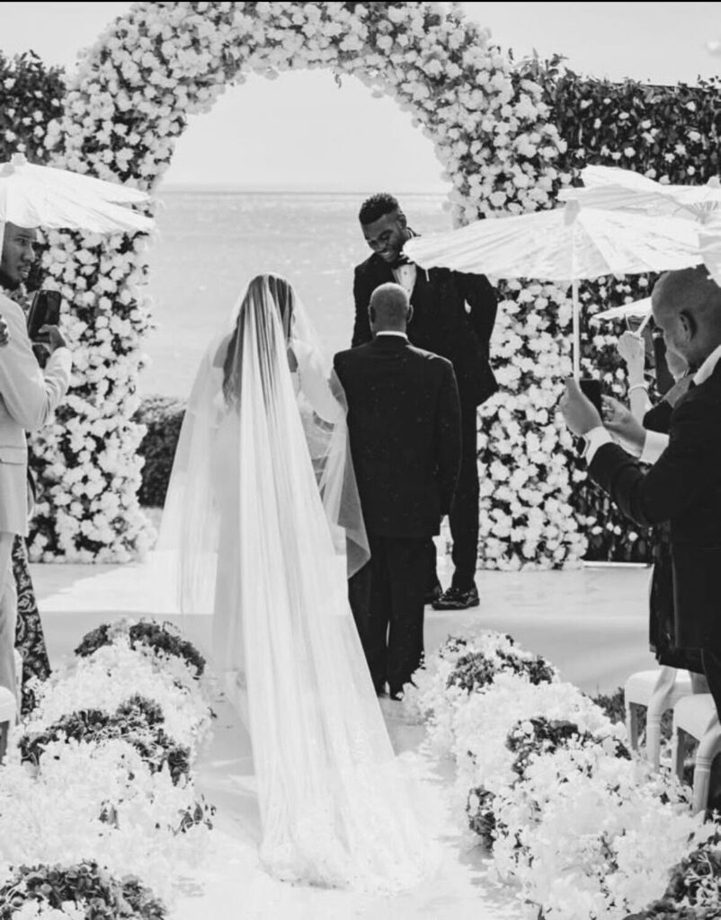 Nonso Amadi celebrates beginning of married life with his wife-OLORISUPERGAL MEDIA
