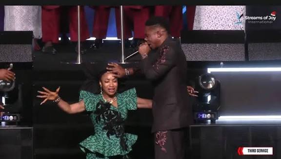 Viral Tweet Renew Conversation on Tonto Dikeh’s Recent Transformation - OLORISUPERGAL MEDIA