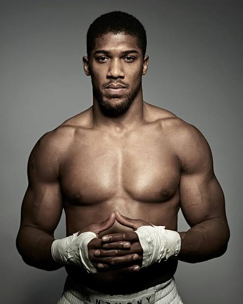 Anthony Joshua involved in a fatal road crash in Ogun, two confirmed dead - Olorisupergal