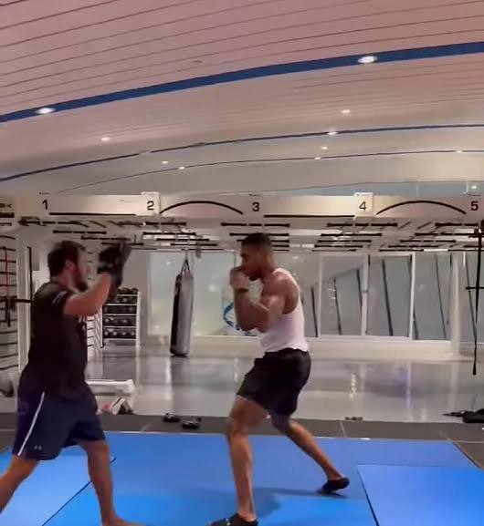 Anthony Joshua Returns to Training 19 Days After Car Crash Tragedy - OLORISUPERGAL MEDIA 
