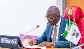 Sanwo-Olu Signs Lagos N4.44trn 2026 Budget, Allocates 52 Percent to Capital Projects - OLORISUPERGAL MEDIA 
