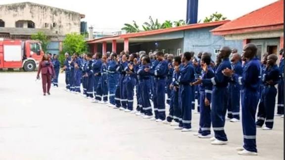 Sanwo-Olu Approves Recruitment of 150 Firefighters to Boost Emergency Response in Lagos - OLORISUPERGAL MEDIA 
