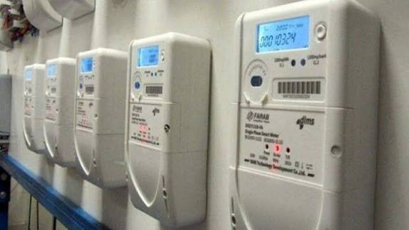 Federal Government Bans DisCos, Installers From Charging Customers for Electricity Meters - OLORISUPERGAL MEDIA