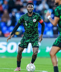 Super Eagles Captain Wilfred Ndidi Mourns Father After Fatal Road Accident - OLORISUPERGAL MEDIA 
