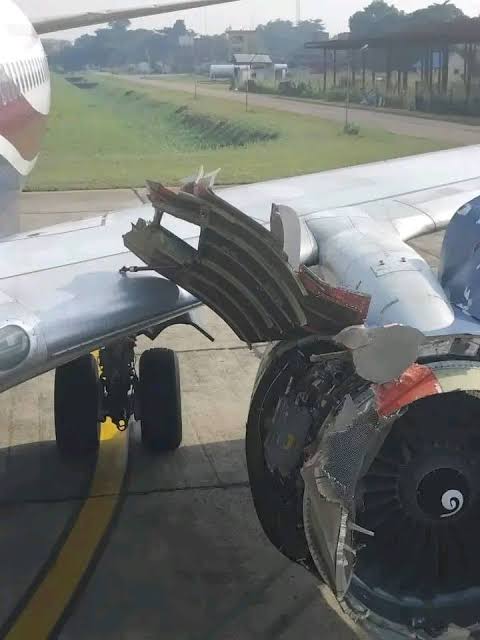 Passengers Panic As Arik Air Flight Makes Emergency Diversion After Loud Engine Bang Mid-Air - OLORISUPERGAL MEDIA 