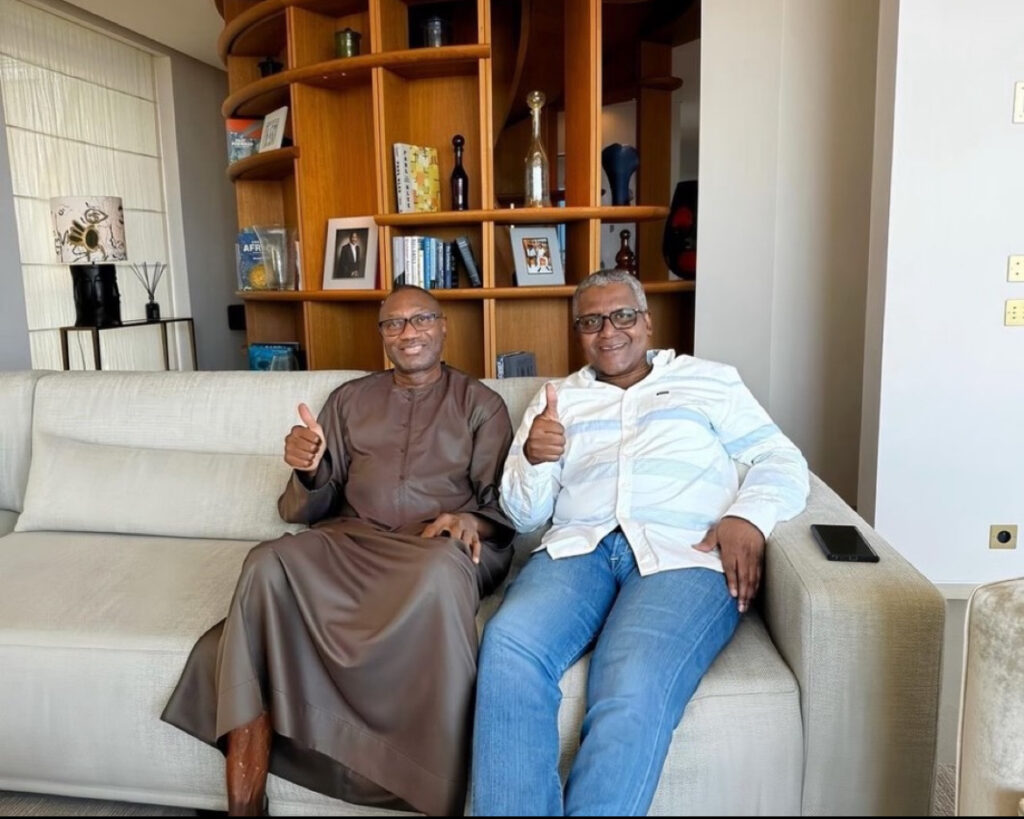 Femi Otedola Hails Aliko Dangote As Dangote Refinery Hits Full 650,000 Barrels Per Day Capacity - OLORISUPERGAL MEDIA 