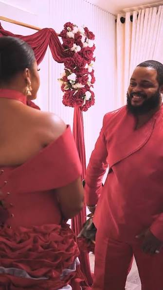 Big Brother Naija Star White Money Proposes To Girlfriend In Romantic Photos That Thrilled Fans - OLORISUPERGAL MEDIA 