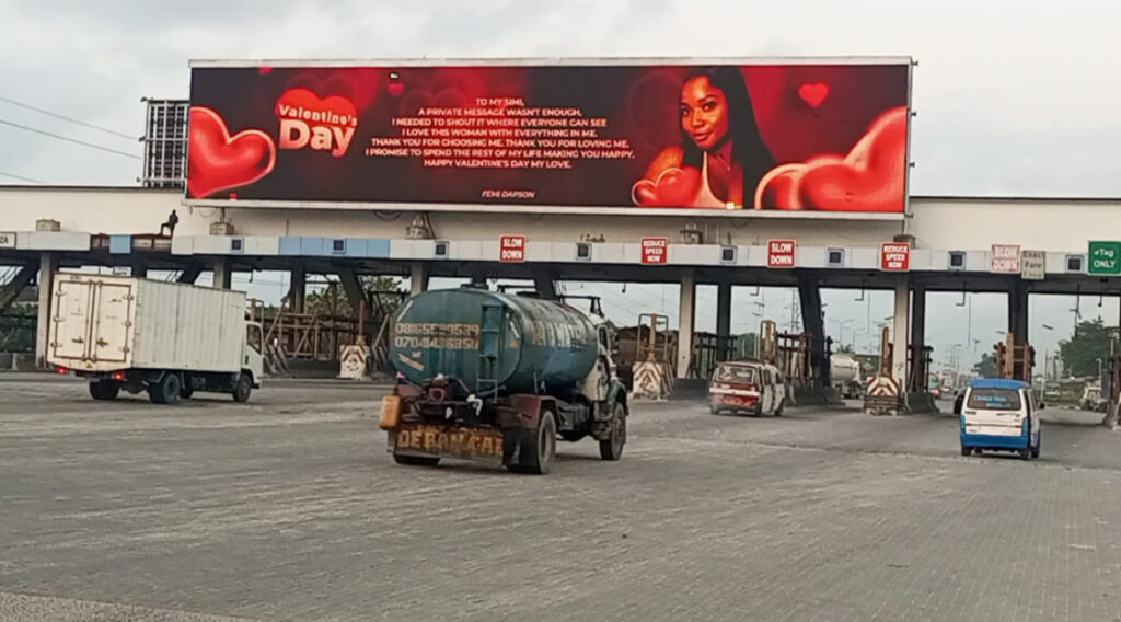 Femi Dapson Surprises Simi Sanya With Valentine’s Billboard in Lekki - OLORISUPERGAL MEDIA