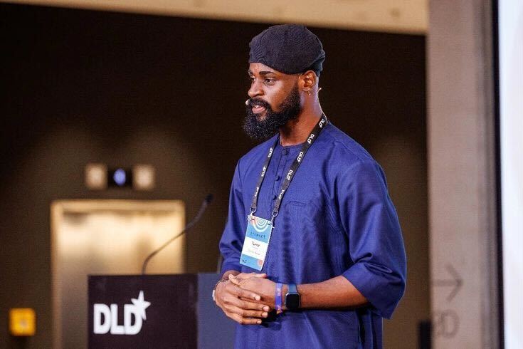 Tunde Onakoya Makes History as First Nigerian to Play Chess at the Louvre Museum