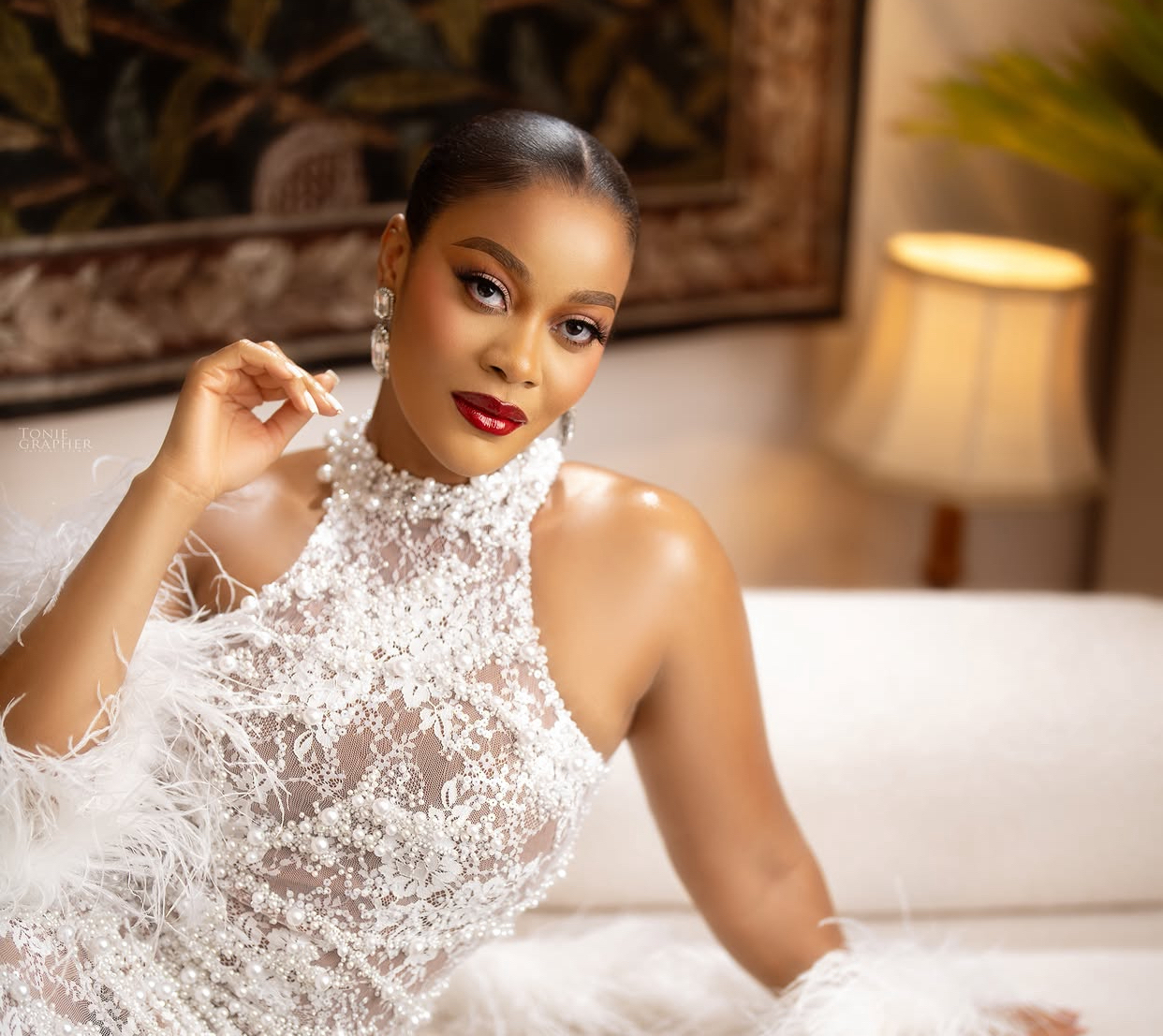 Damilola Adegbite Raises Question About Modern Dating