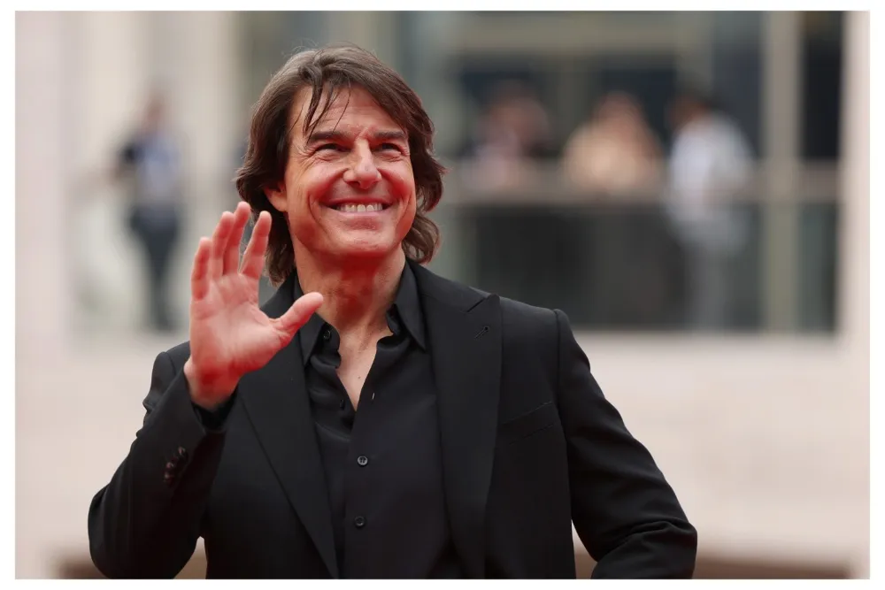 Tom Cruise Marks 46-Year Film Career, Teases Transformation in ‘Digger’