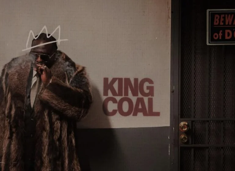 Wande Coal Teams Up With Wizkid for ‘Oshe’ on New Album ‘King Coal’
