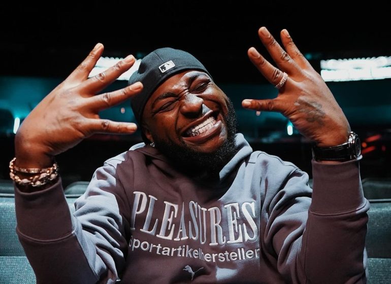 Davido Praises Mr P’s ‘I Can’t Look Away’ as ‘Low-Key Fire
