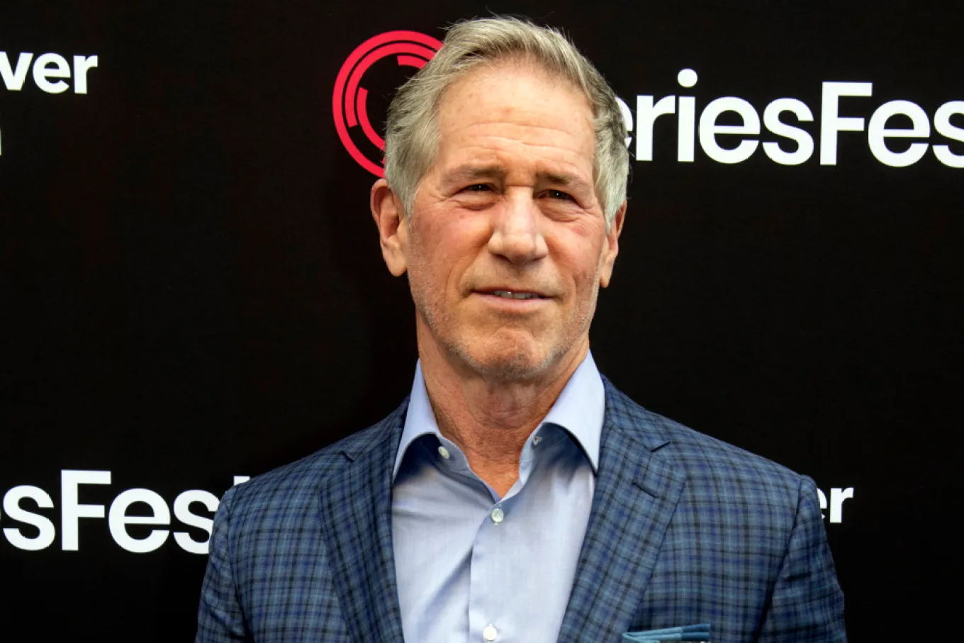 Lionsgate CEO Backs Paramount-Warner Bros. Merger, Warns Against ‘Uncertainty and Delay’
