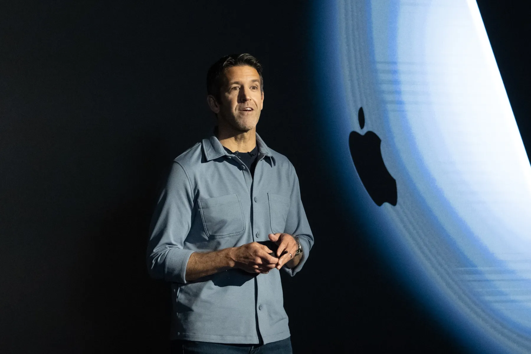 Apple Set to Launch $2,000 Foldable iPhone Duo as New CEO Takes Charge