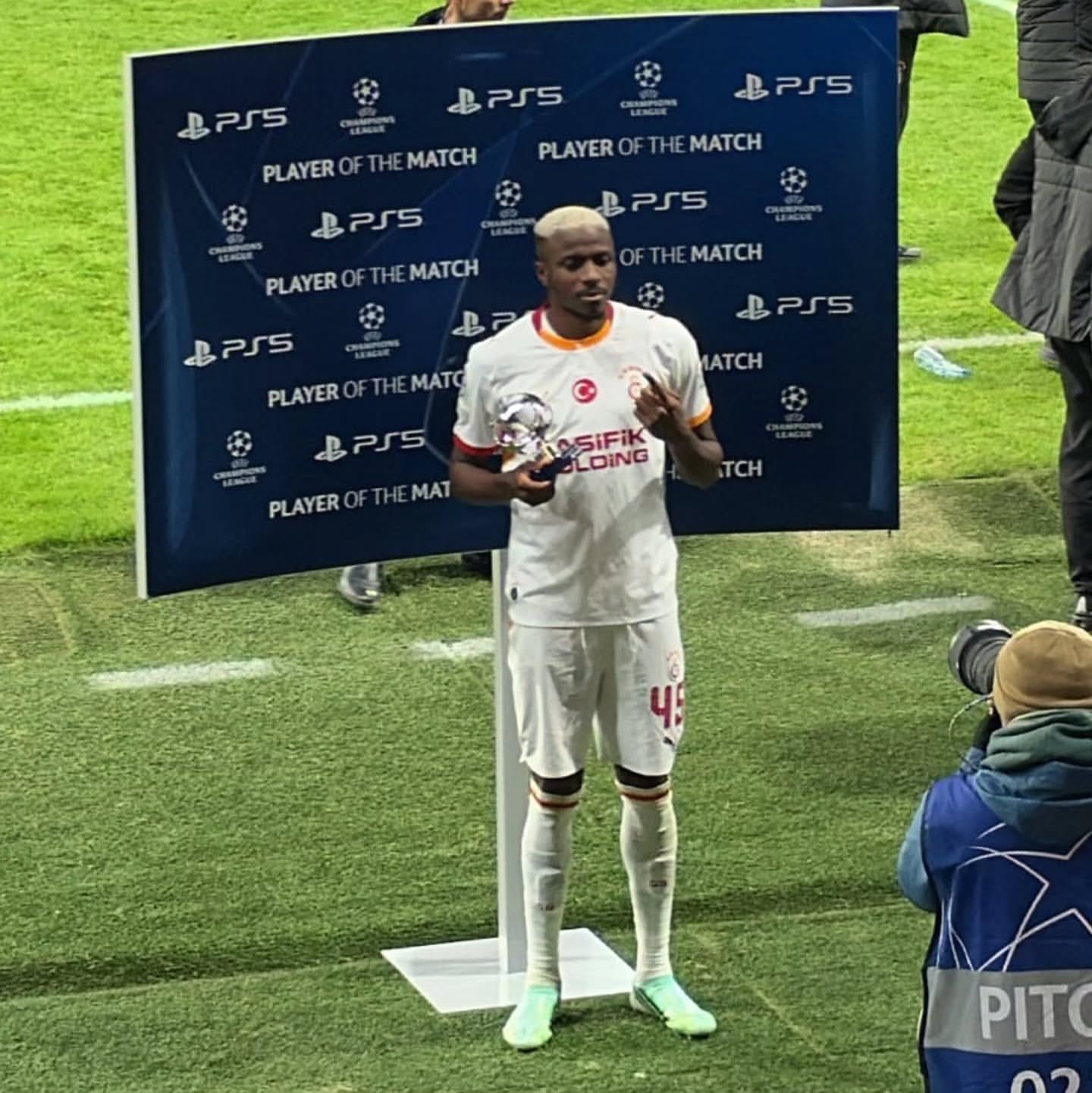 Victor Osimhen Wins Player of the Match Against Former Club Lille
